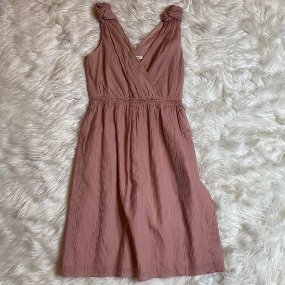 Banana Republic Dresses & Skirts - Women’s Banana Republic Dress size 0